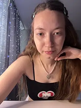 Holy Poly online show from 02.02.26