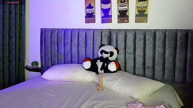 Snapshot of Eternalnight_sm chatting on 11.15.25 Eternalnight sm online show from 11.15.25