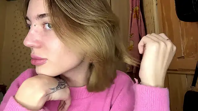 MelaineAytes online show from 11.23.25