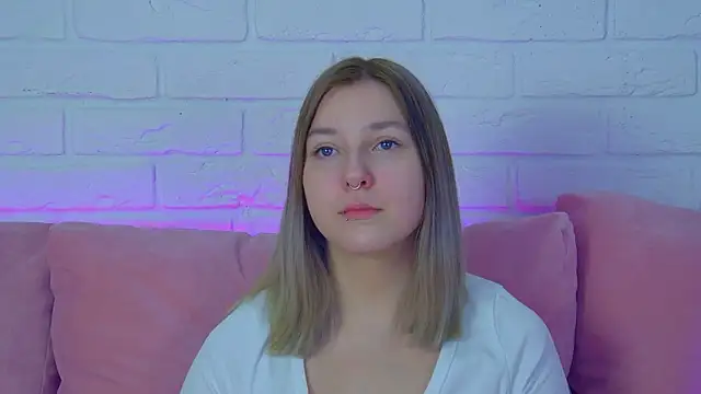 TinnaBurton online show from 03.21.26