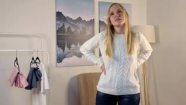 ToshiaPotvin online show from 11.15.25