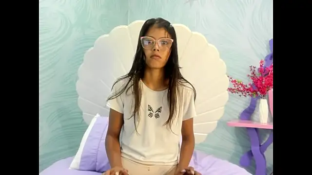 arietta skinny online show from 11.15.25