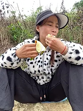 Snapshot of pitty_mymi chatting on 03.05.26 pitty mymi online show from 03.05.26