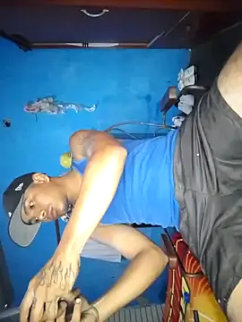 Snapshot of Max_hotsexy chatting on 11.18.25 Max hotsexy online show from 11.18.25