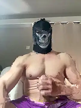 Snapshot of Luna_MaskedMan chatting on 04.05.26 Luna MaskedMan online show from 04.05.26