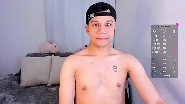 Snapshot of MarcoKostov chatting on 12.19.25 MarcoKostov online show from 12.19.25