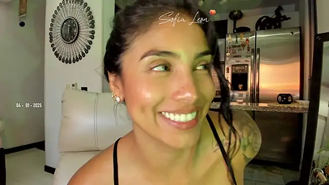 sofiasexhot online show from 01.05.25