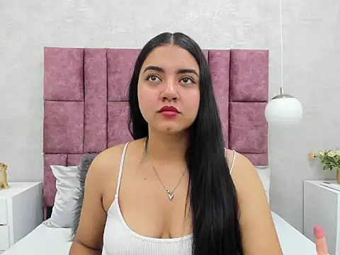 SalomeLee online show from 12.05.25