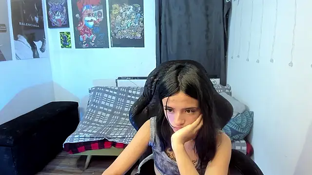 Snapshot of Candy__Girll18 chatting on 02.21.26 Candy Girll18 online show from 02.21.26