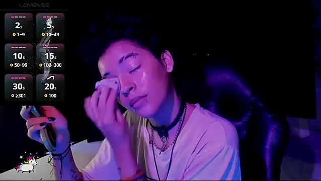 Anny Kiitty online show from 04.27.26