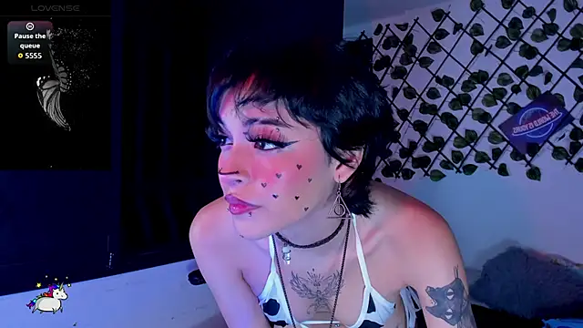 Anny Kiitty online show from 05.18.26