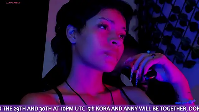 Snapshot of Anny_Kiitty chatting on 06.24.26 Anny Kiitty online show from 06.24.26