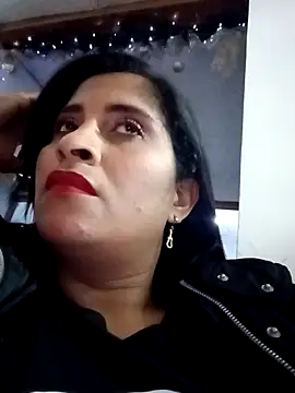 CarolinaNavas33 online show from 11.29.25