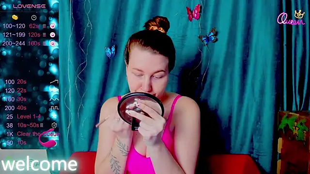 LillyRayRay online show from 12.17.25