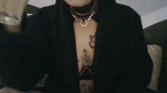 Vulva Koenigin97 online show from 11.15.25