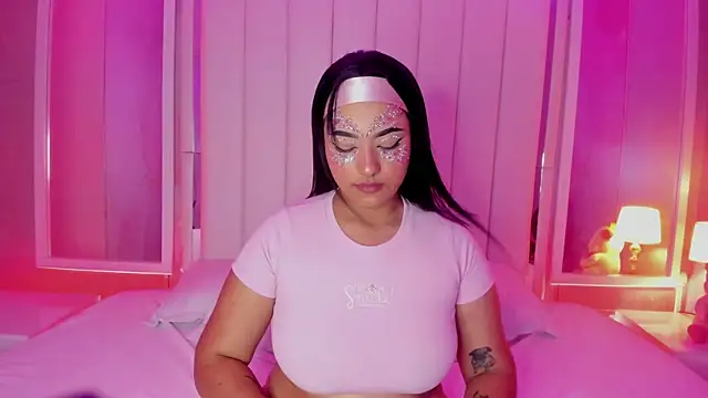 Kendall curves online show from 04.10.26