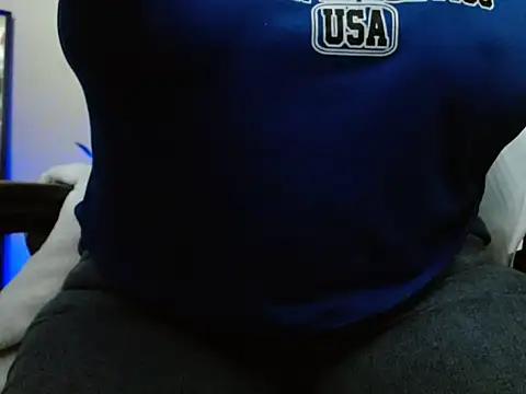 Snapshot of DiivaMarii chatting on 11.21.25 DiivaMarii online show from 11.21.25