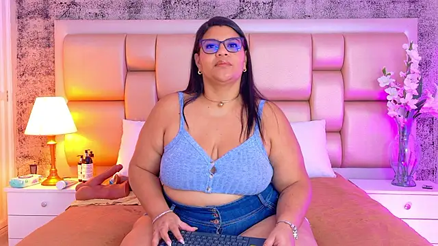 SelennaCooper online show from 03.10.26