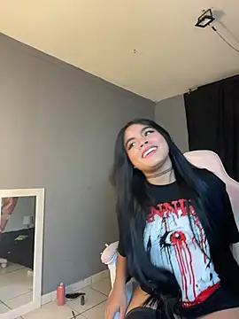 Sophie wyld online show from 01.07.26