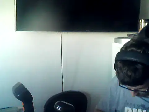 Snapshot of DesertedMonoxide chatting on 05.09.26 DesertedMonoxide online show from 05.09.26