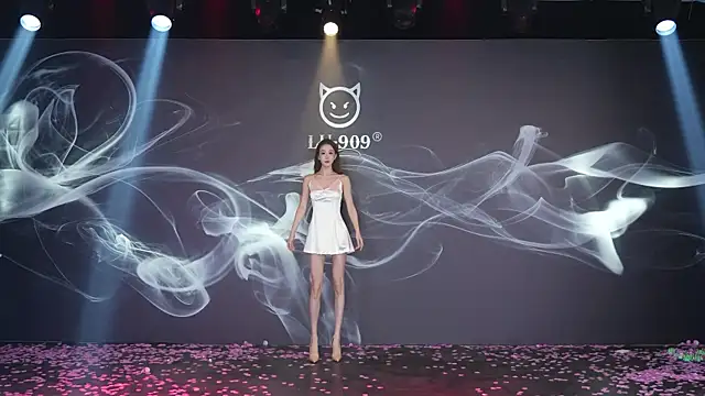 LU-909 online show from 11.24.25