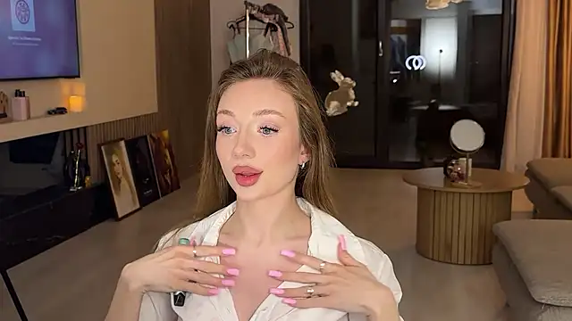 Jolienne online show from 06.04.26