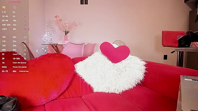 Snapshot of latinbitch chatting on 02.24.26 latinbitch online show from 02.24.26