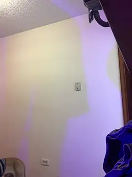 Dannii- online show from 04.04.26