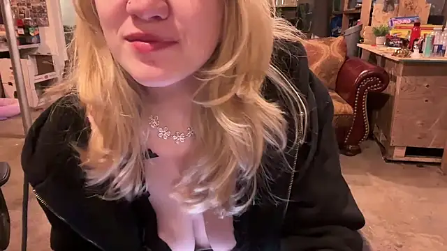 chaton blanche online show from 03.02.26