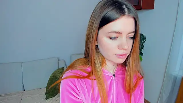 AngelesBenitz online show from 12.14.25