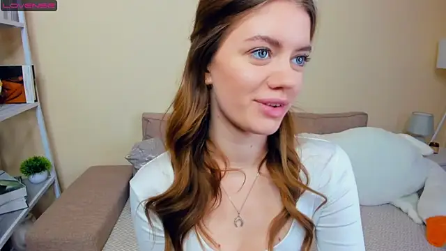 AngelesBenitz online show from 03.07.26