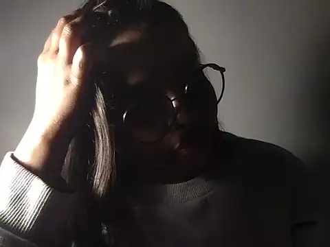 raveena hot online show from 12.19.25