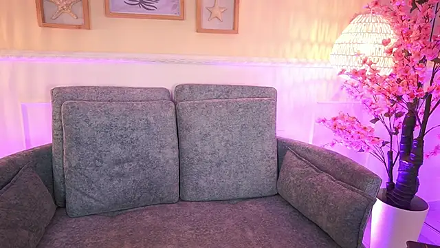 MeganLowell online show from 03.30.26