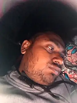 Snapshot of Kissme12- chatting on 11.22.25 Kissme12- online show from 11.22.25