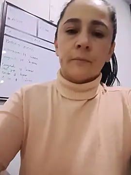 Snapshot of Sex_Annie chatting on 06.17.26 Sex Annie online show from 06.17.26