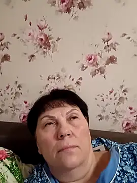 Snapshot of OliviaaSkyy chatting on 11.28.25 OliviaaSkyy online show from 11.28.25