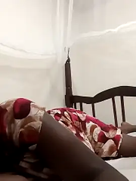 Snapshot of Pinkpussy257 chatting on 12.19.25 Pinkpussy257 online show from 12.19.25