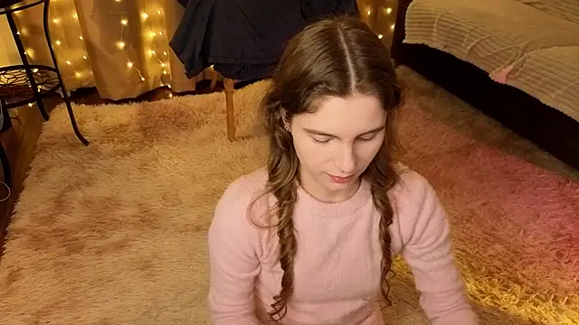 Snapshot of RozanneJordan chatting on 04.05.26 RozanneJordan online show from 04.05.26