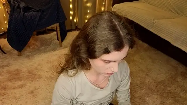 Snapshot of RozanneJordan chatting on 04.09.26 RozanneJordan online show from 04.09.26