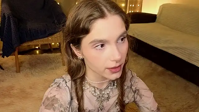 Snapshot of RozanneJordan chatting on 04.10.26 RozanneJordan online show from 04.10.26