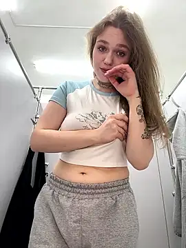 Snapshot of RussianWoman chatting on 01.14.26 RussianWoman online show from 01.14.26