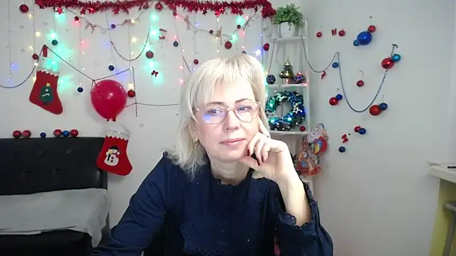 LaurenWishy online show from 12.14.25