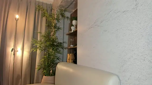 IsabelaStefano online show from 07.21.26
