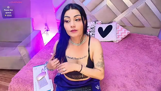 mei kora online show from 11.22.25