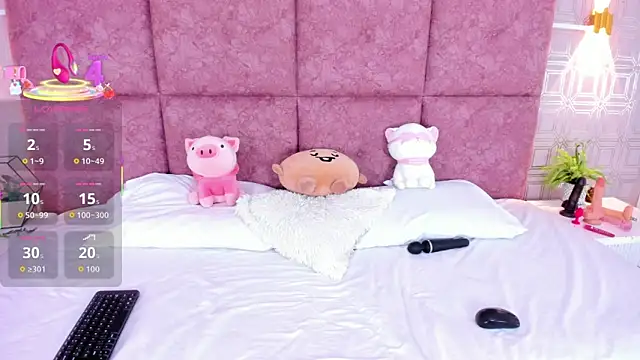 NathalieRoss1 online show from 04.07.26