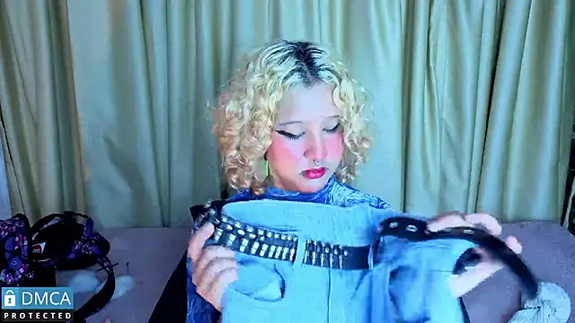 ahsly Zam online show from 02.04.26