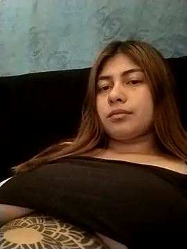 Emmyxxx online show from 12.22.25