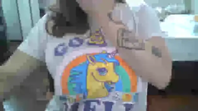 Snapshot of xxxluana chatting on 04.29.26 xxxluana online show from 04.29.26