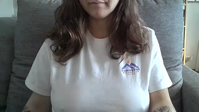 Snapshot of xxxluana chatting on 07.26.26 xxxluana online show from 07.26.26