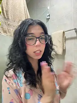 Valen-Foxx1 online show from 02.07.26